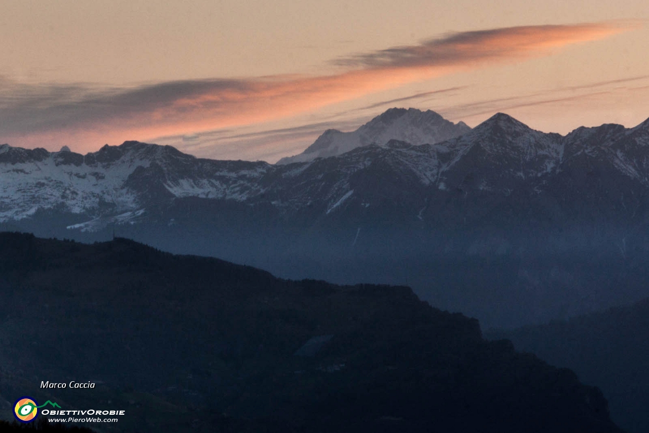 l'ultima alba di Aprile-5.JPG